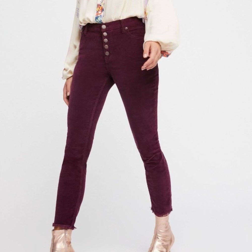 Free People Raw Hem Burgundy Corduroy Button Fly Pants Size 30 Light & Comfy!